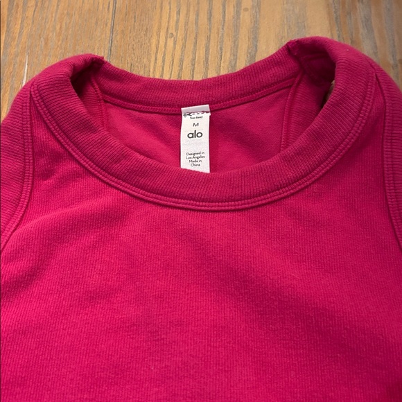 Alo Yoga Ribbed Athletic Top - Picture 2 of 3